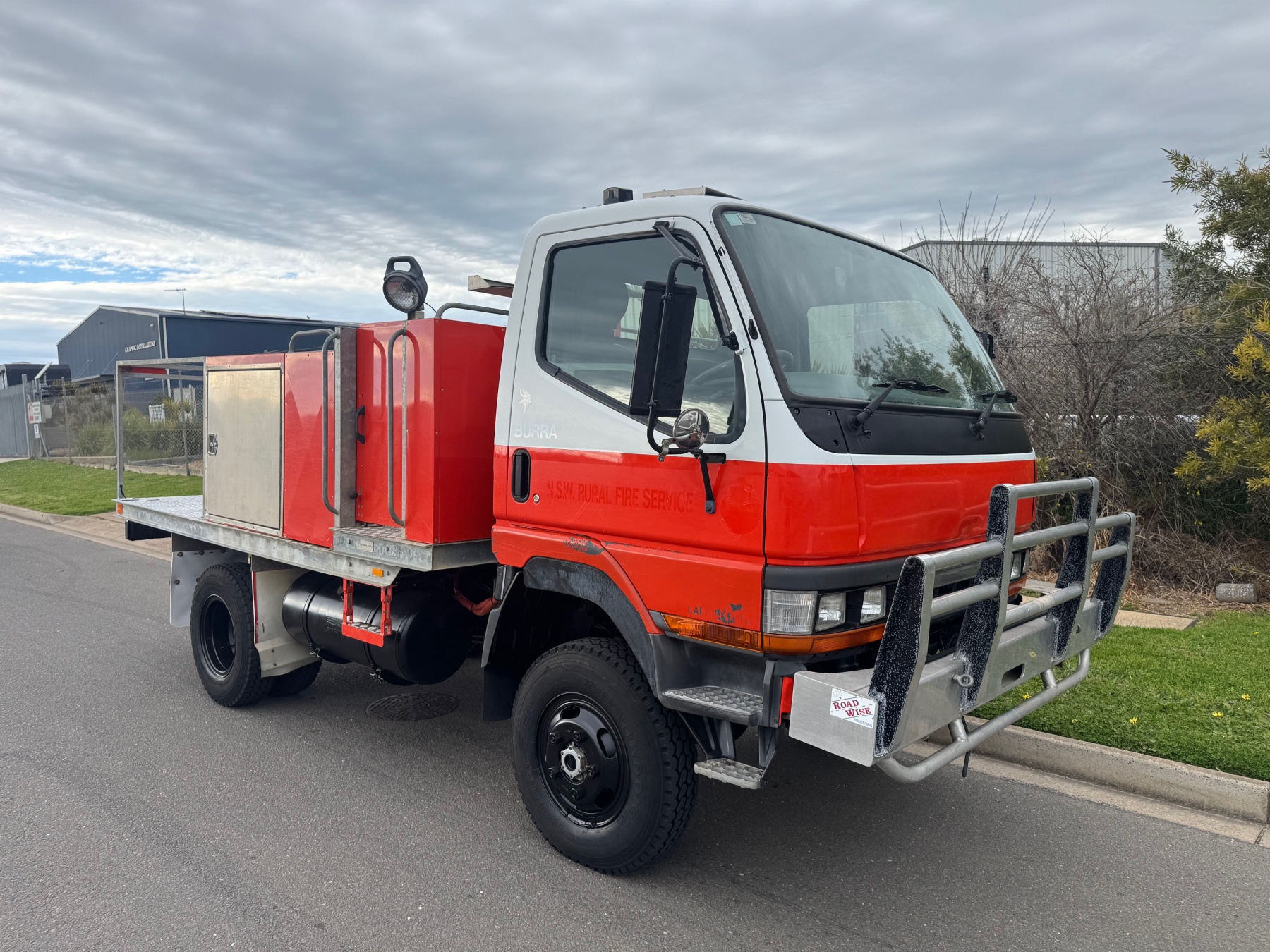 Fire-Trucks-Australia-Mitsi-2